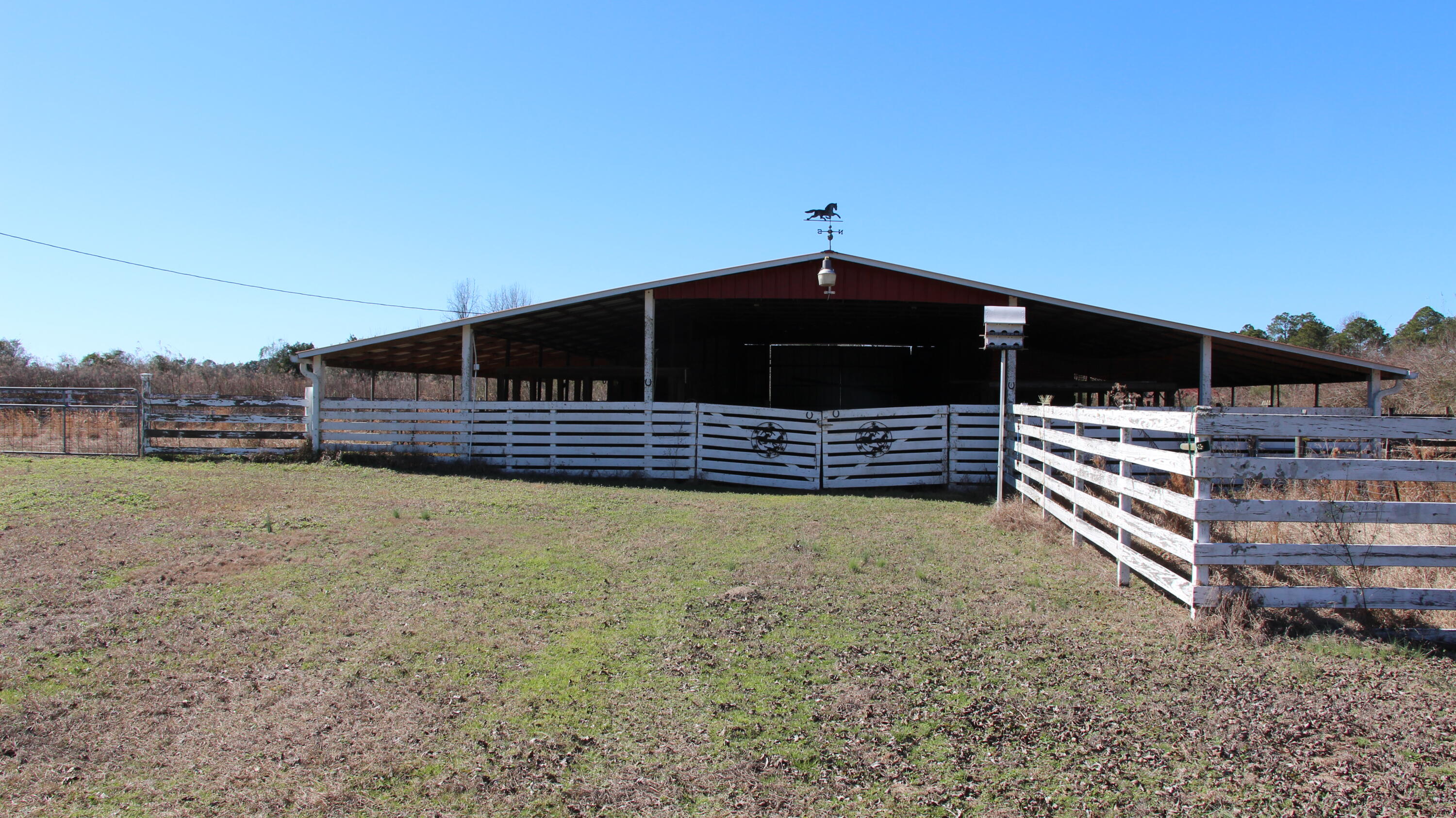 138 Schofield Road DeFuniak Springs, FL 32433 - Photo 5 of 31 Barn