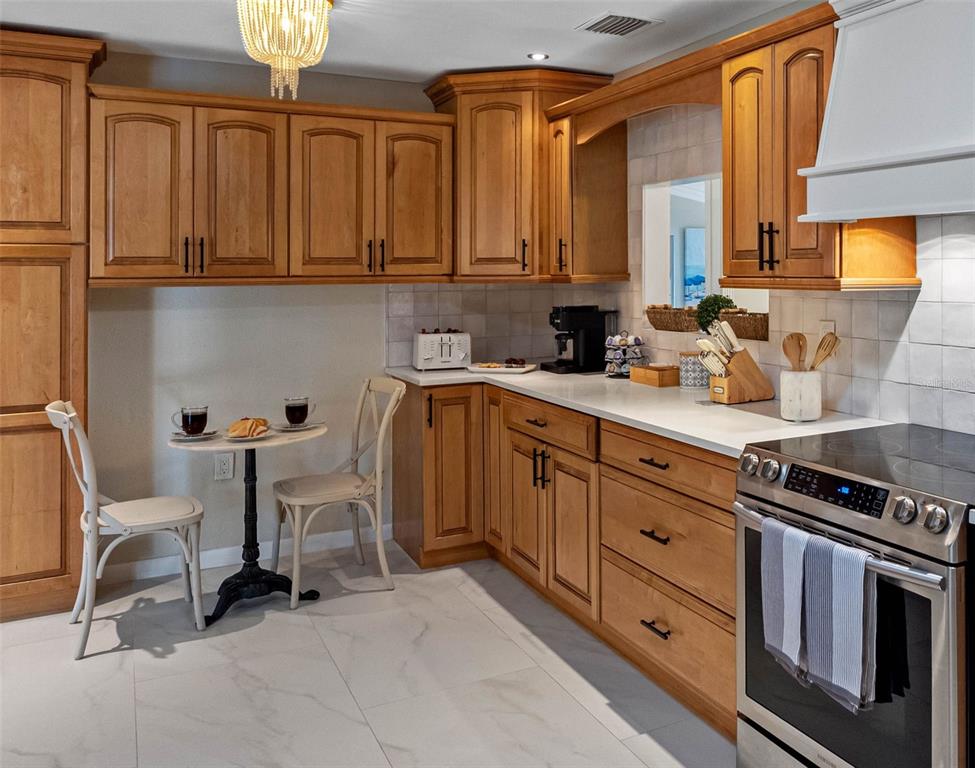 1811 Nursery Road Clearwater, FL 33764 - Photo 79 of 94