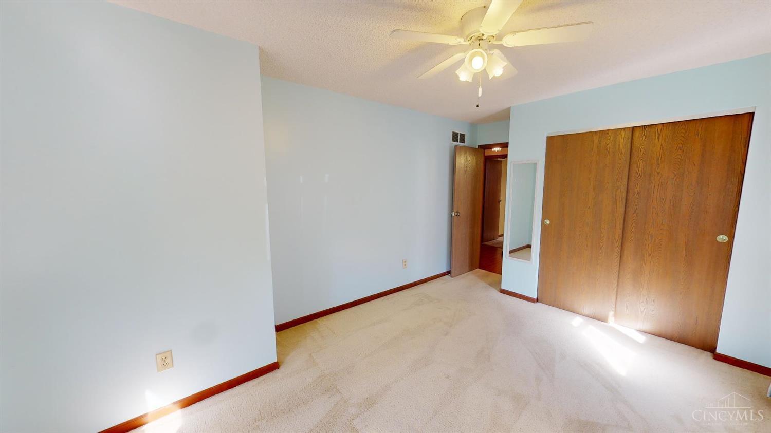 3733 Mack Road Fairfield, OH 45014 - Photo 17 of 31 Gallery Image 17