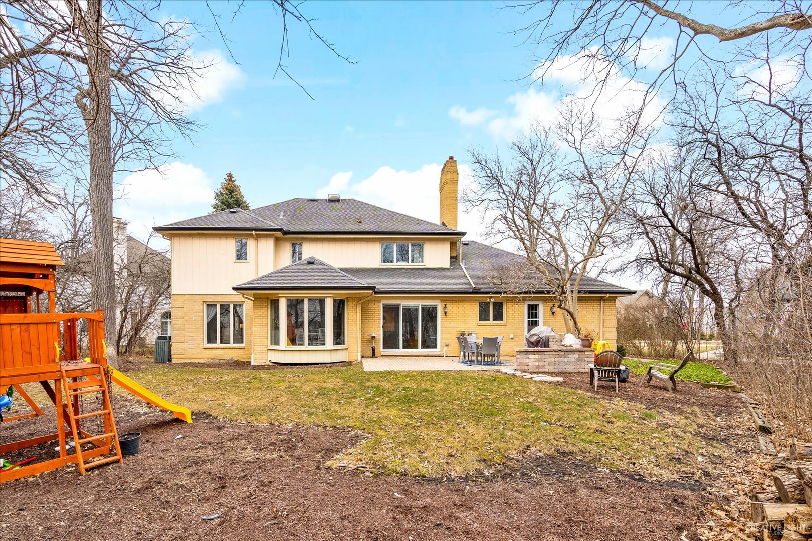 734 Forest Glen Lane Oak Brook, IL 60523 - Photo 36 of 36 a house view with a garden space
