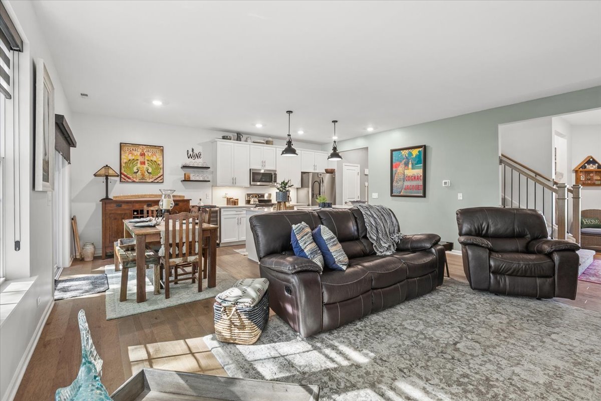 1005 Draper Road McHenry, IL 60050 - Photo 12 of 32 Gallery Image 12