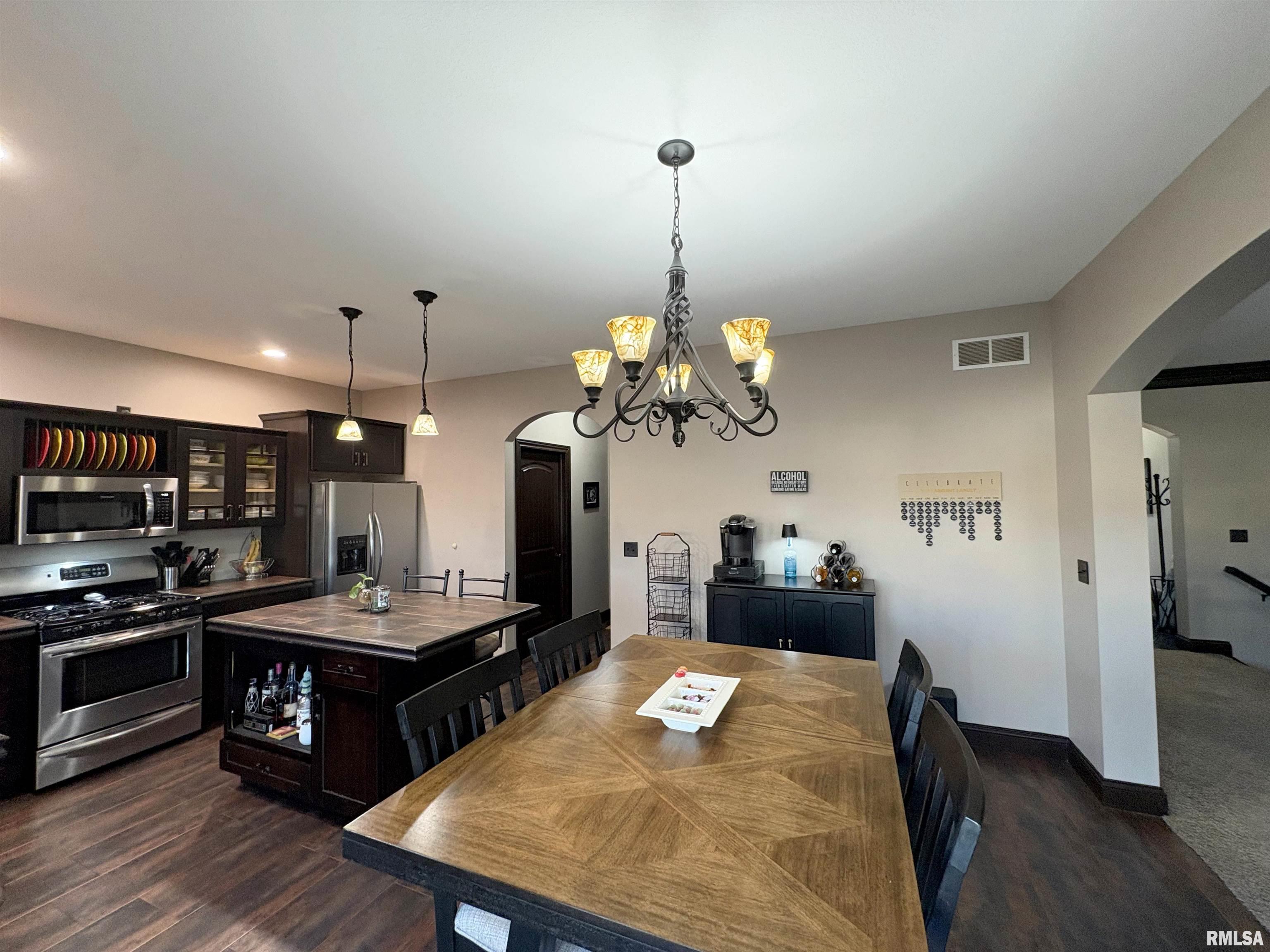 1441 Jadens Way Washington, IL 61571 - Photo 11 of 58