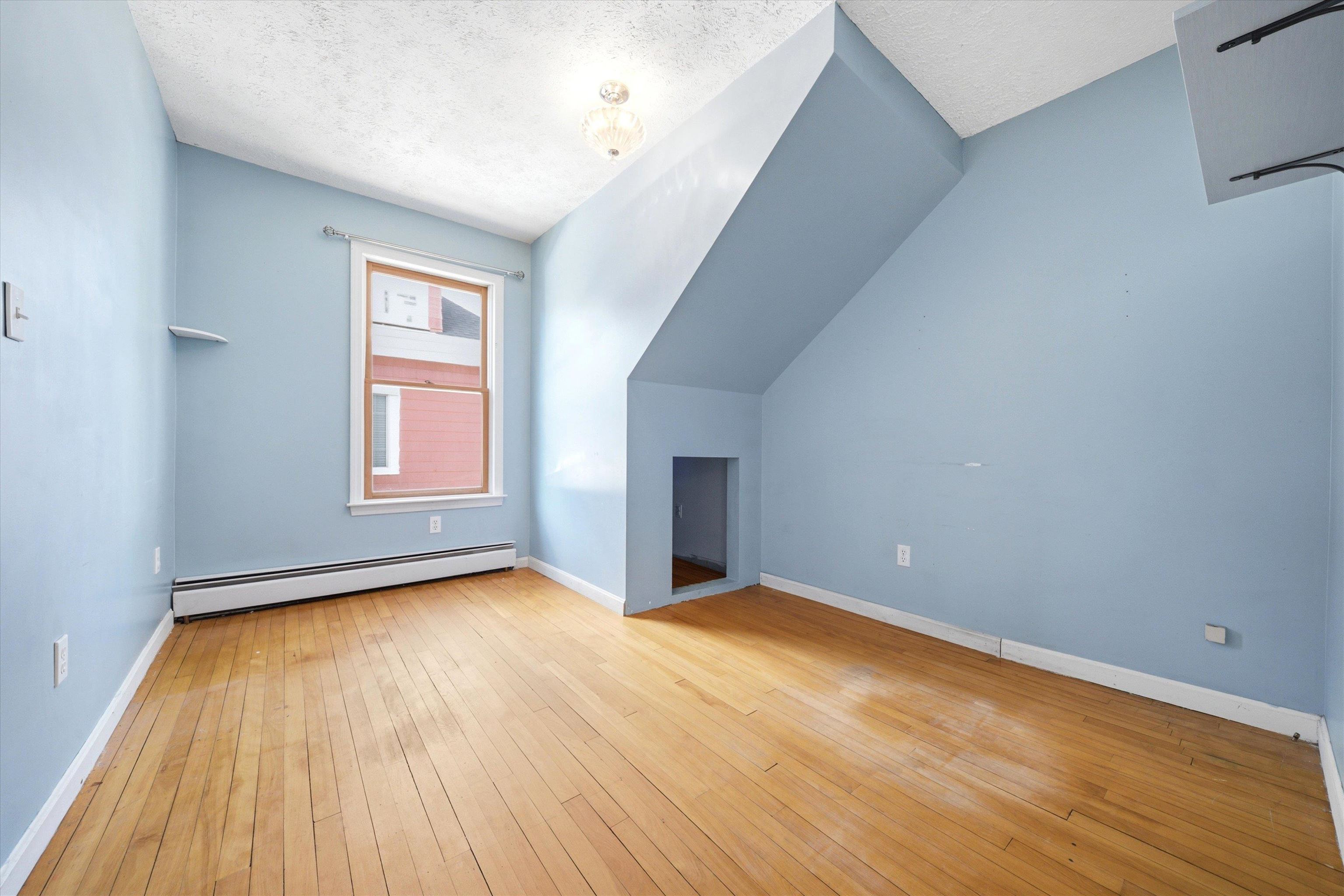 756 Montgomery Street Manchester, NH 03102 - Photo 17 of 38