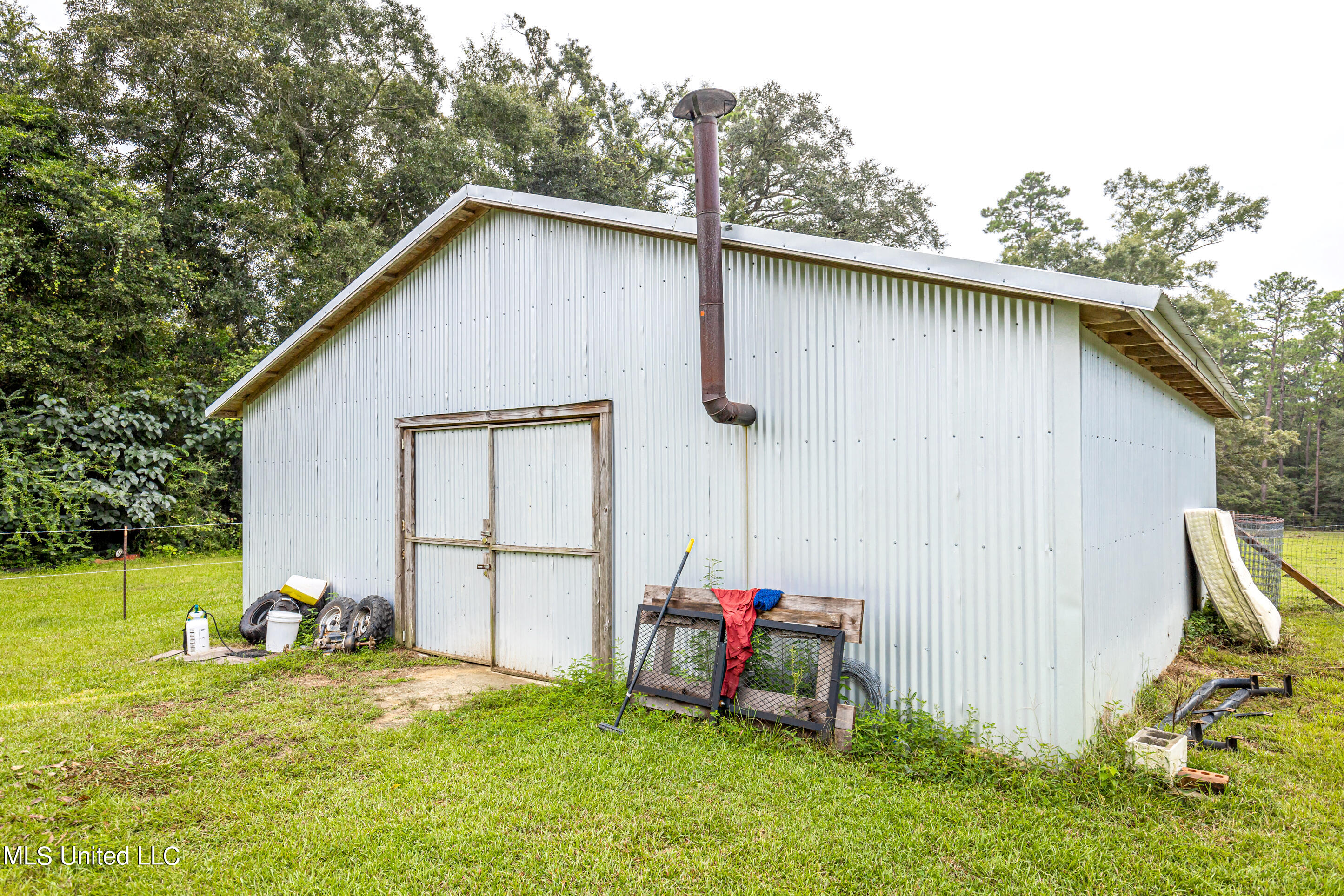 29543 Faye Road Pass Christian, MS 39571 - Photo 49 of 74 IMG_9600
