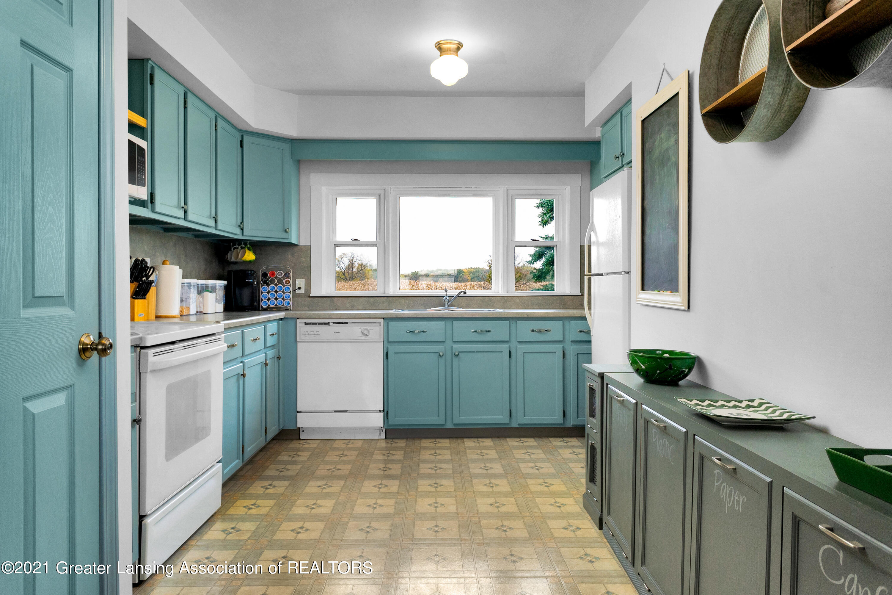2653 West Kinley Road St. Johns, MI 48879 - Photo 13 of 45 2653 W Kinley Rd Saint Johns MI-127
