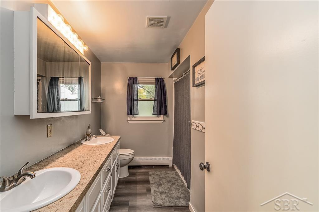 1898 East Prevo Road Linwood, MI 48634 - Photo 12 of 30 50026965-11.JPG