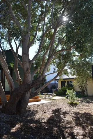 $3,000 | 17126 Sandra Lee Lane, Huntington Beach, CA 92649