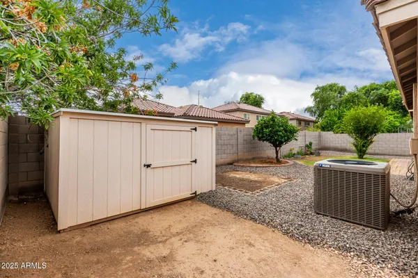 $548,900 | 3587 East Trigger Way, Gilbert, AZ 85297