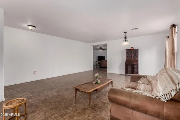 $548,900 | 3587 East Trigger Way, Gilbert, AZ 85297