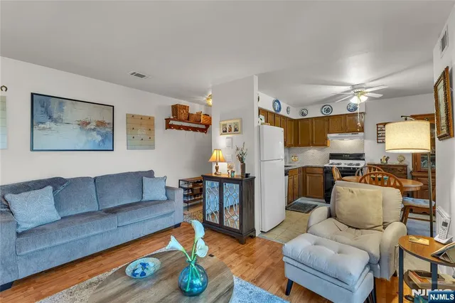 $278,800 | 700 Schuyler Avenue, Unit A21, Kearny, NJ 07032