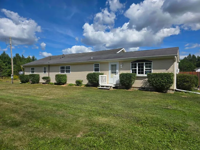 $210,000 | 942 13th Avenue, Arkdale, WI 54613