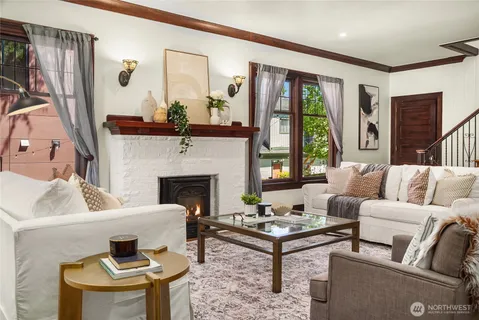 $1,370,000 | 3307 East Pike Street, Seattle, WA 98122