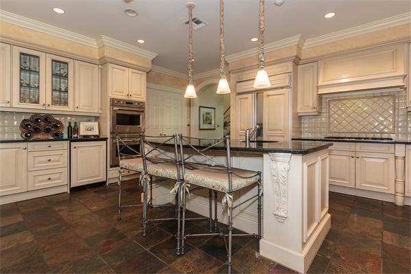 60 Myopia Road Winchester, MA 01890 - Photo 13 of 30