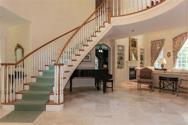 60 Myopia Road Winchester, MA 01890 - Photo 6 of 30