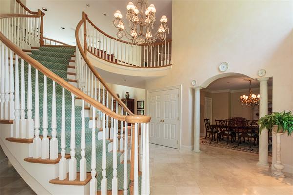 60 Myopia Road Winchester, MA 01890 - Photo 8 of 30