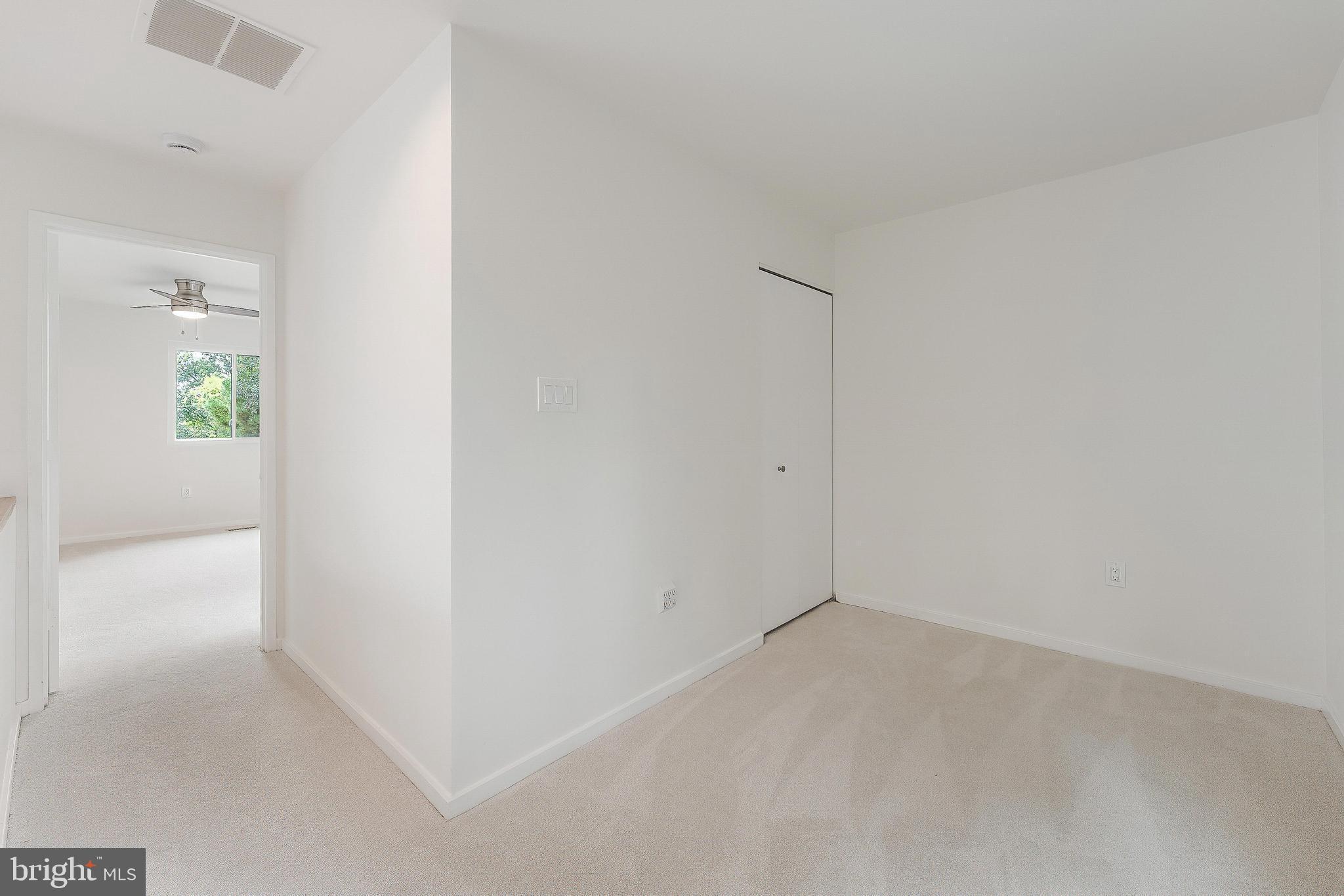 11916 Moss Point Lane Reston, VA 20194 - Photo 28 of 43 a view of small space