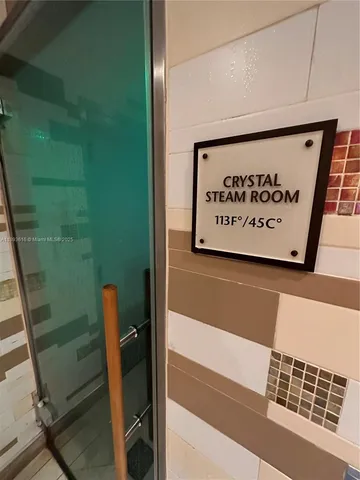 $10,500 | 6899 Collins Avenue, Unit 2601, Miami Beach, FL 33141