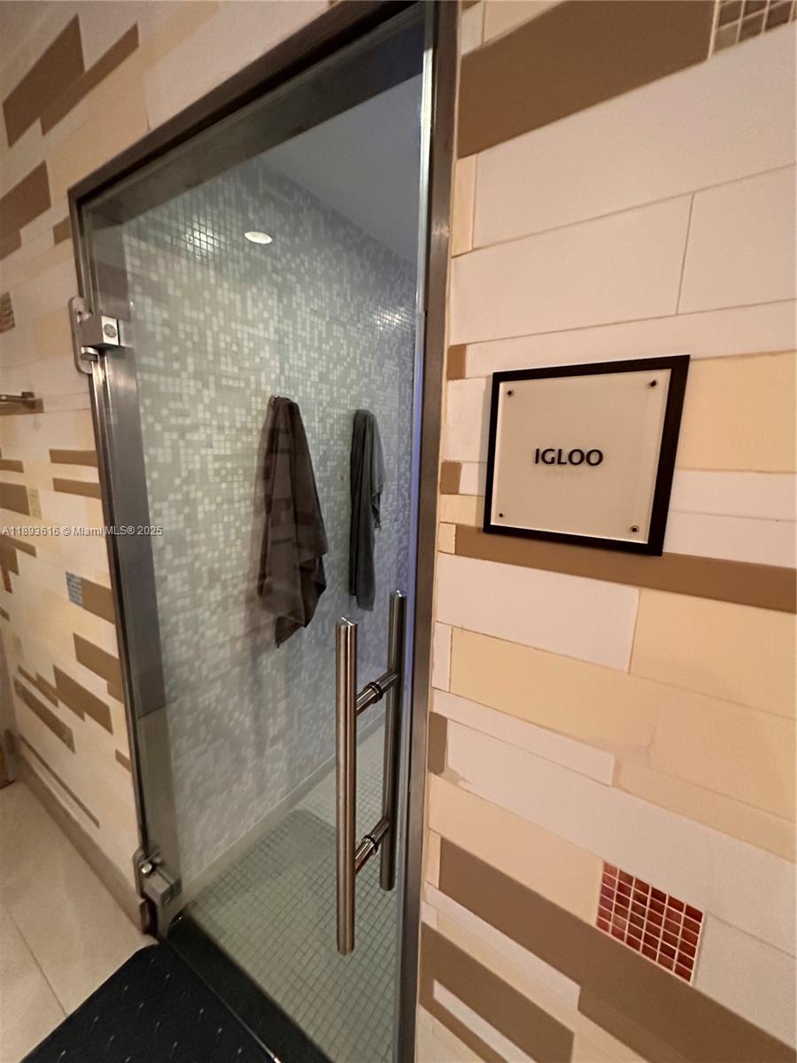 6899 Collins Avenue, Unit 2601 Miami Beach, FL 33141 - Photo 62 of 70 a close view of shower