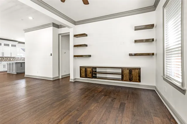 $895,000 | 1506 Tabor Street, Houston, TX 77009