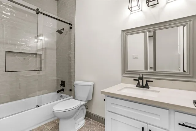 $895,000 | 1506 Tabor Street, Houston, TX 77009