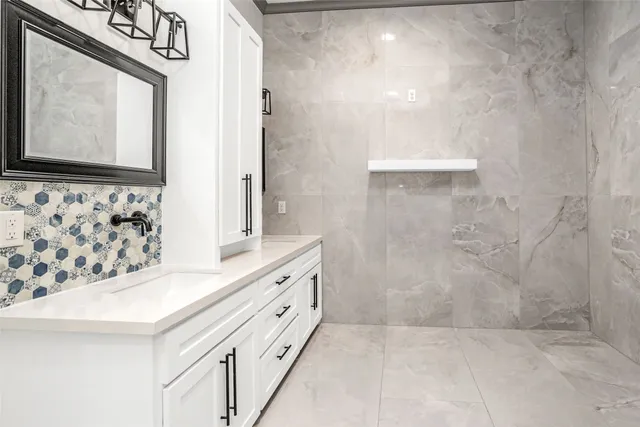 $895,000 | 1506 Tabor Street, Houston, TX 77009