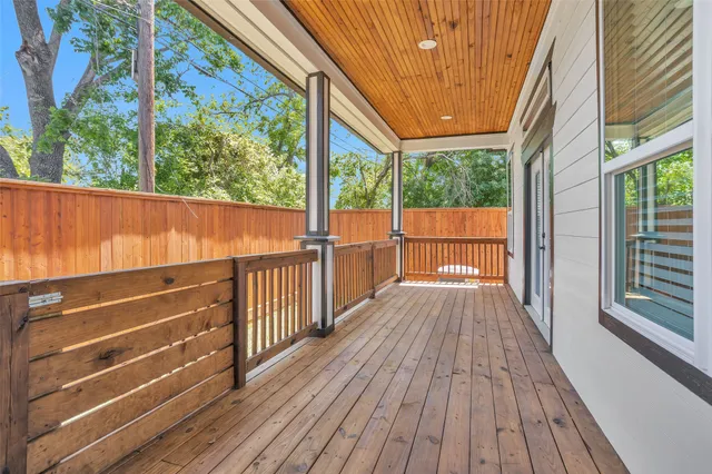 $895,000 | 1506 Tabor Street, Houston, TX 77009