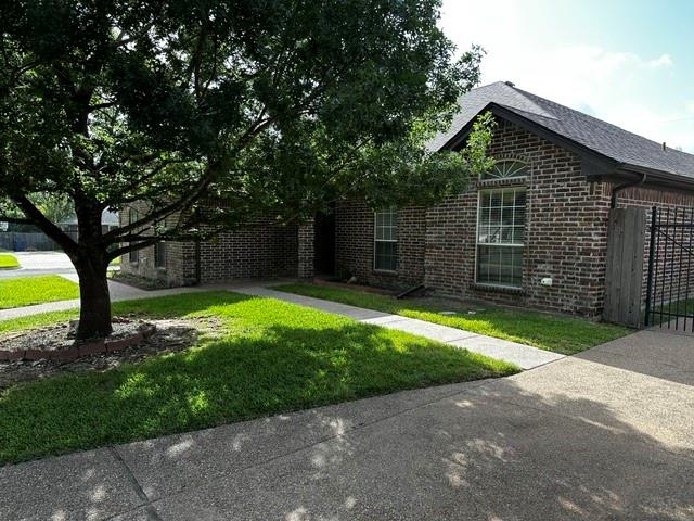 600 Durango Circle Hewitt, TX 76643 - Photo 3 of 30