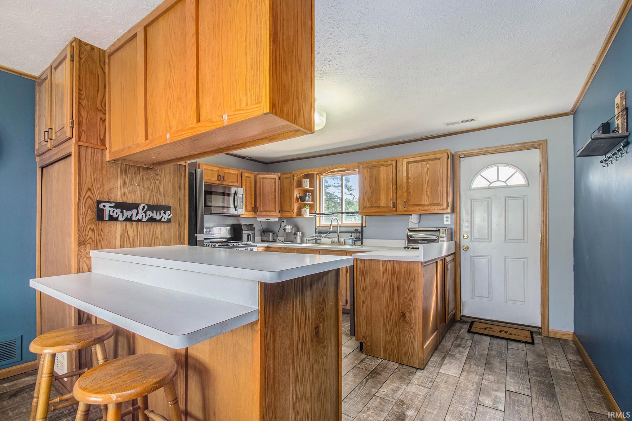 56960 Cedar Road Osceola, IN 46561 - Photo 11 of 27 Gallery Image 11