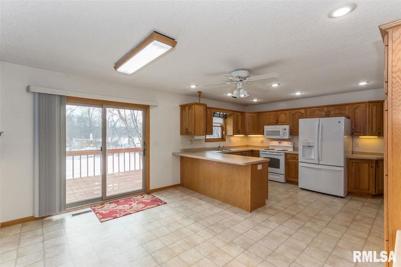 669 West Deer Creek Road Clinton, IA 52732 - Photo 7 of 24 Gallery Image 7