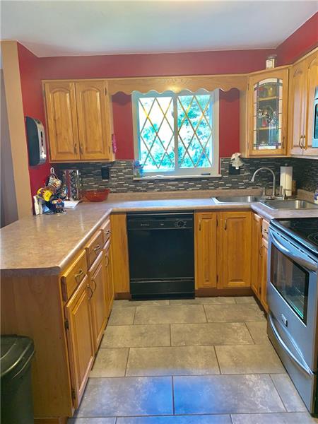 305 Pine Hollow Road Trafford, PA 15085 - Photo 5 of 17 Gallery Image 5
