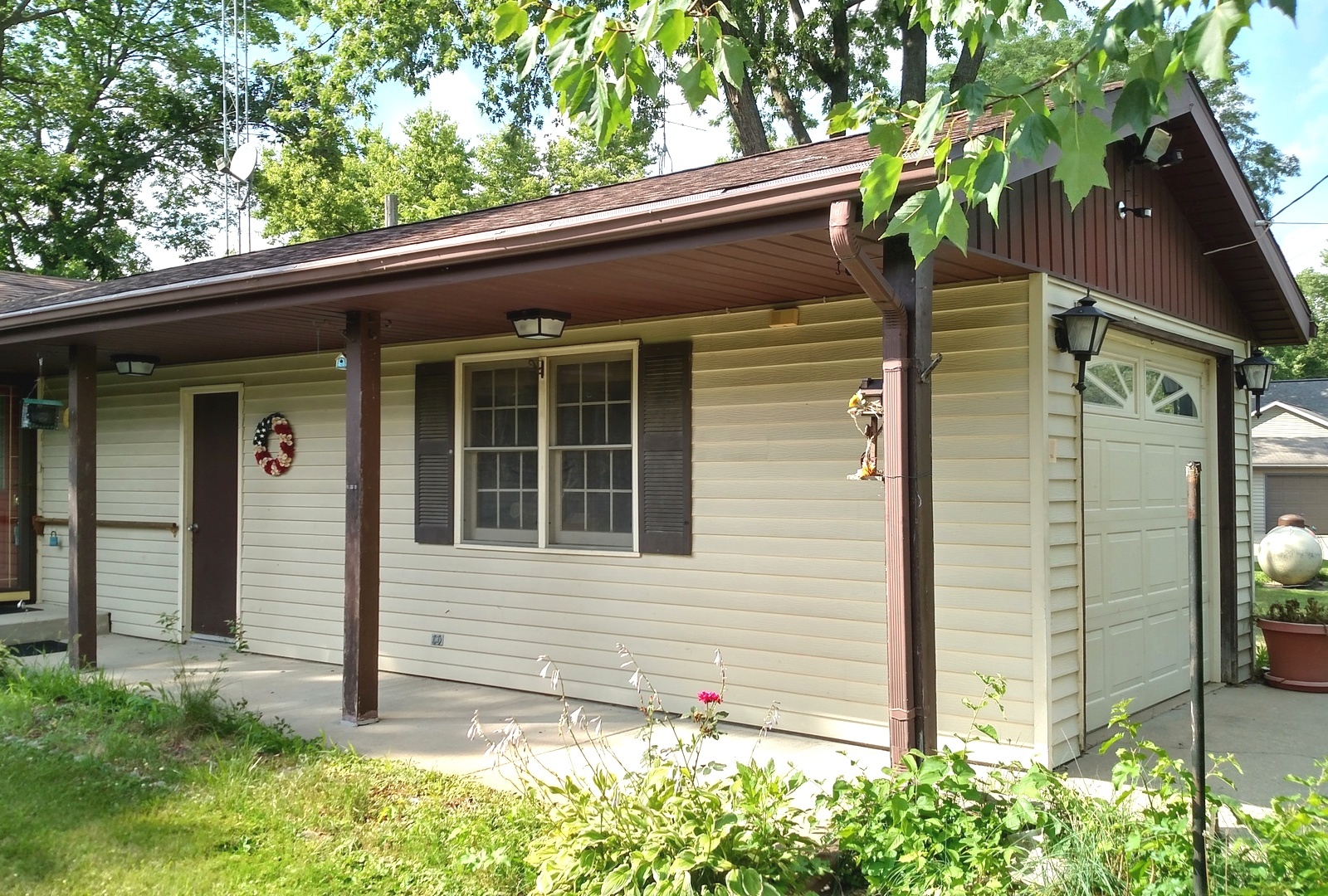7077 South Rock Nation Road Dixon, IL 61021 - Photo 33 of 47