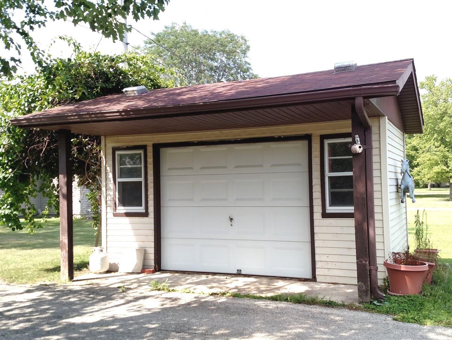 7077 South Rock Nation Road Dixon, IL 61021 - Photo 40 of 47
