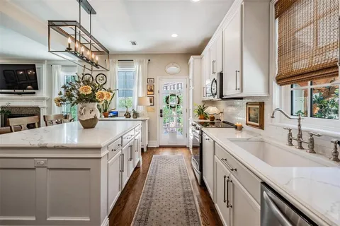 $1,400,000 | 1707 South Hesperides Street, Tampa, FL 33629