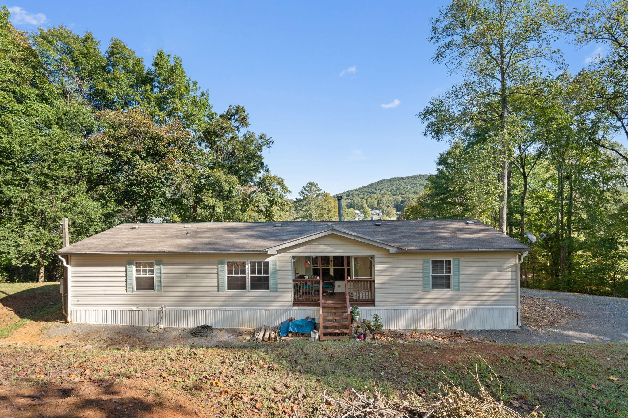 482 Hiwassee Drive Decatur, TN 37322 - Photo 1 of 42 Gallery Image 1