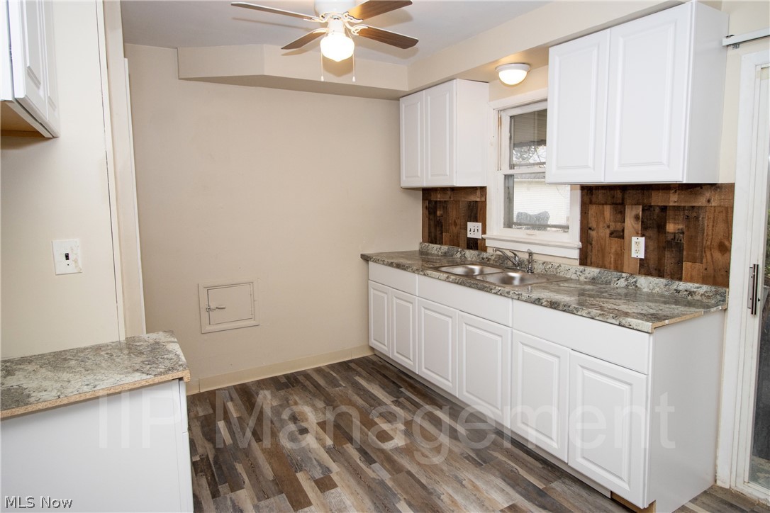 14147 Pease Road Maple Heights, OH 44137 - Photo 5 of 25 Gallery Image 5