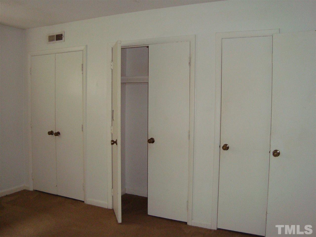 5104 Flint Ridge Place, Unit 5104 Raleigh, NC 27609 - Photo 8 of 12 a view of small space