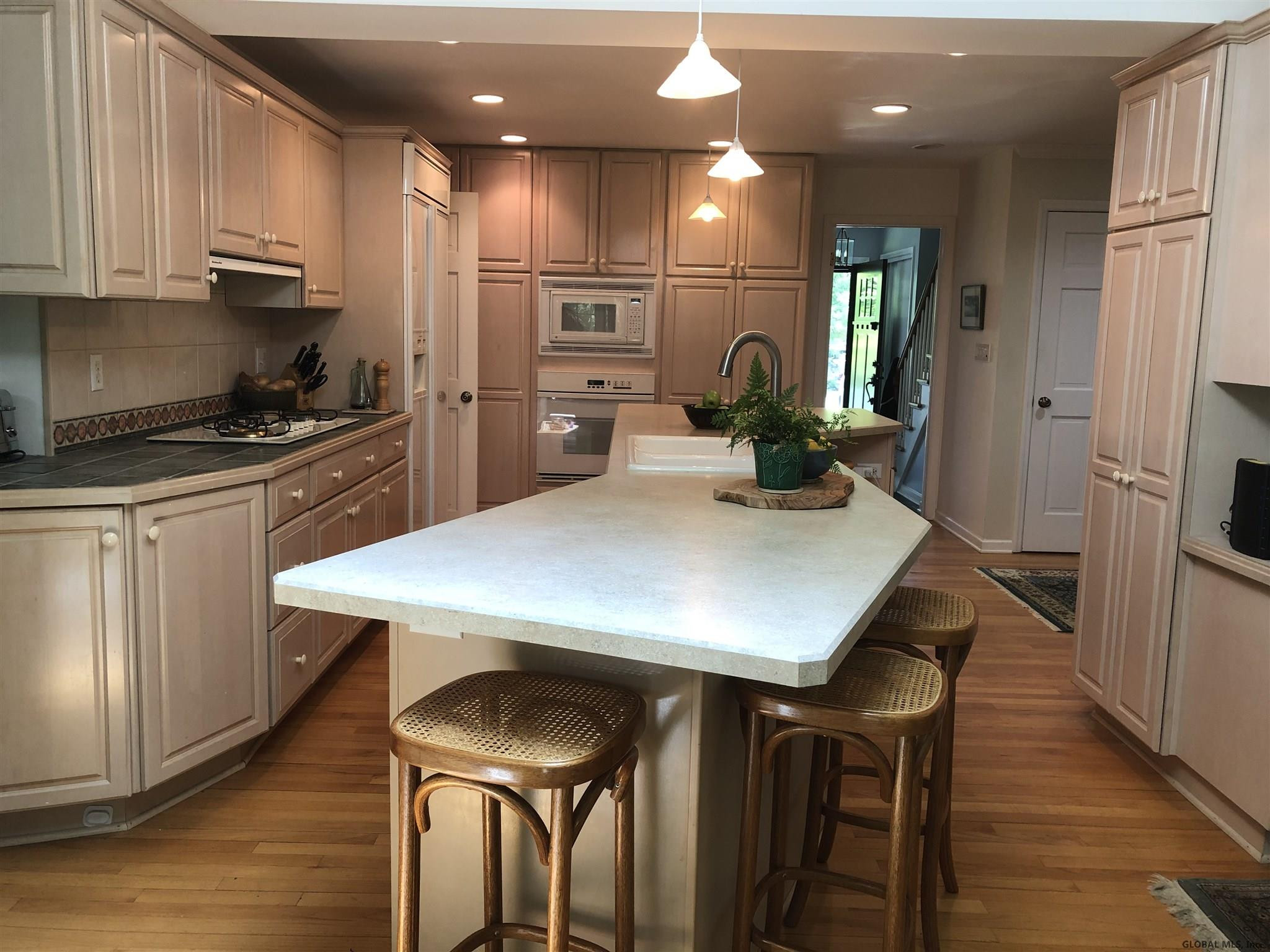 27 Westover Road New Scotland, NY 12159 - Photo 9 of 23 14 foot island and lots of cabinets