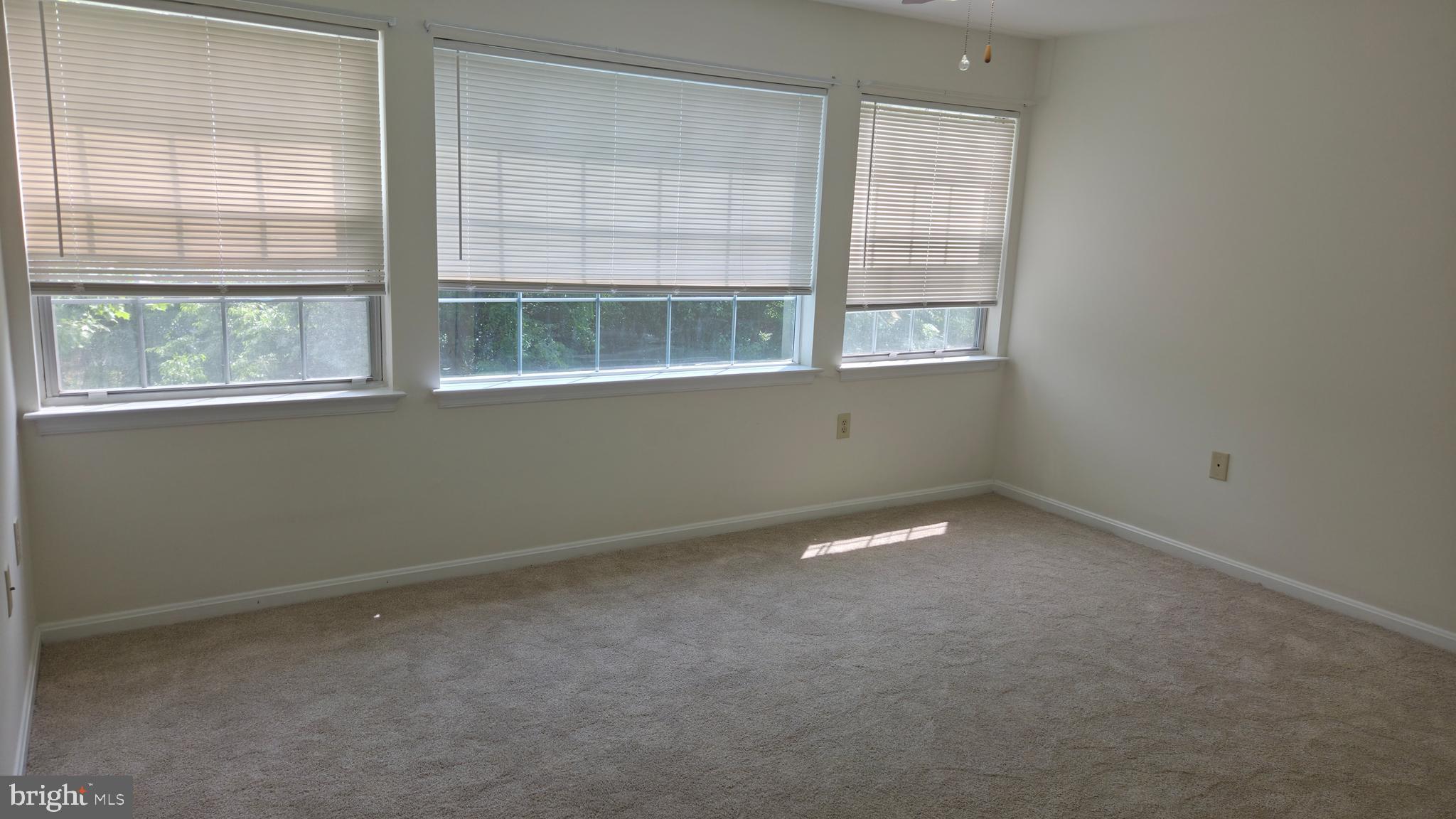 8387 Montgomery Run Road, Unit E Ellicott City, MD 21043 - Photo 10 of 25 primary bedroom