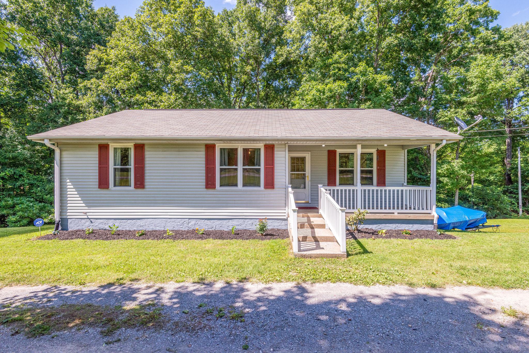 1699 Union Road Dickson, TN 37055 - Photo 1 of 25 Gallery Image 1