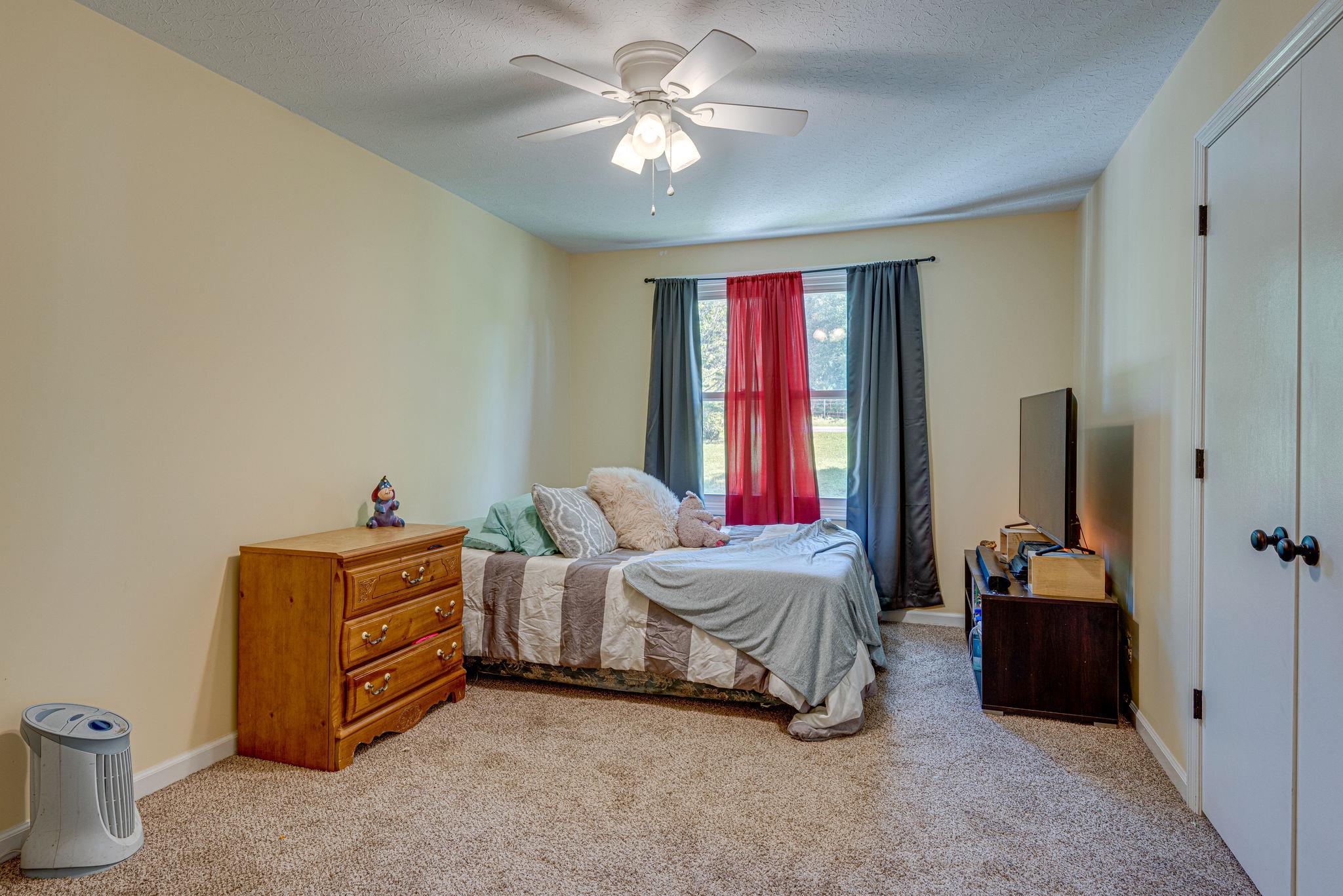 1699 Union Road Dickson, TN 37055 - Photo 16 of 25 Gallery Image 16