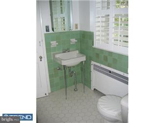 1003 Hampstead Road Wynnewood, PA 19096 - Photo 9 of 12