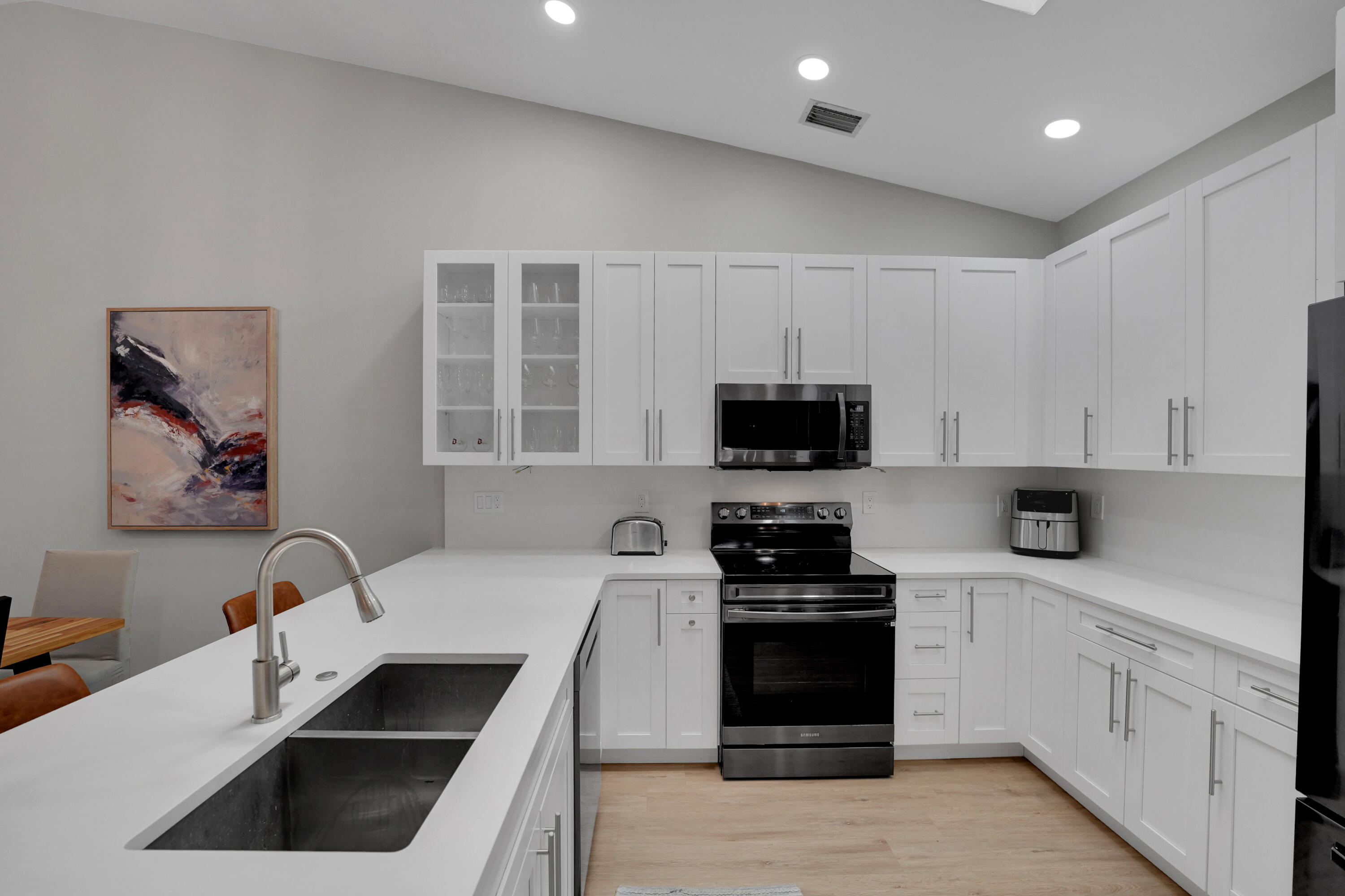 18475 Vía Di Sorrento Boca Raton, FL 33496 - Photo 27 of 62 KITCHEN