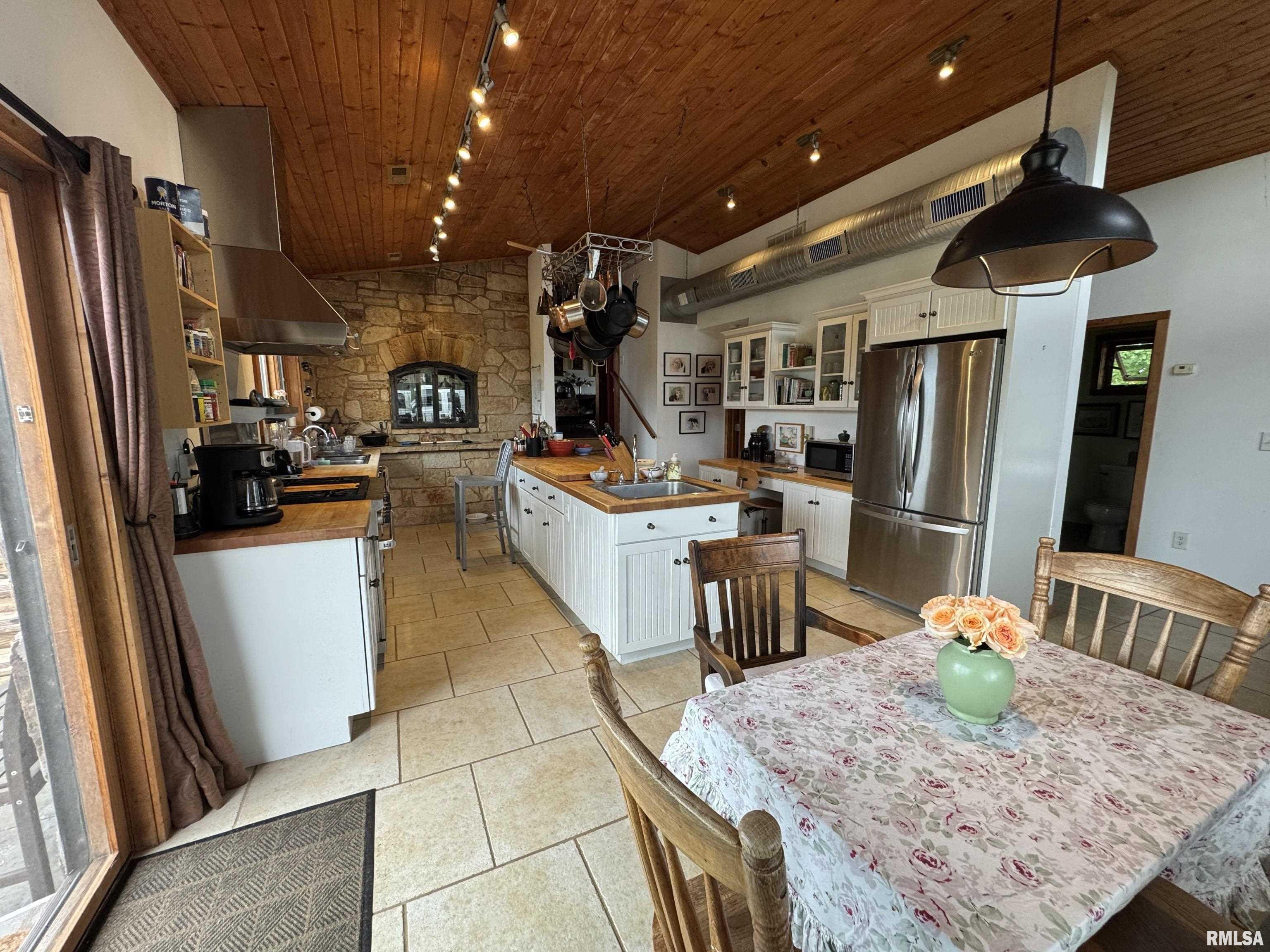 1640 Milligan Hill Road Alto Pass, IL 62905 - Photo 18 of 98