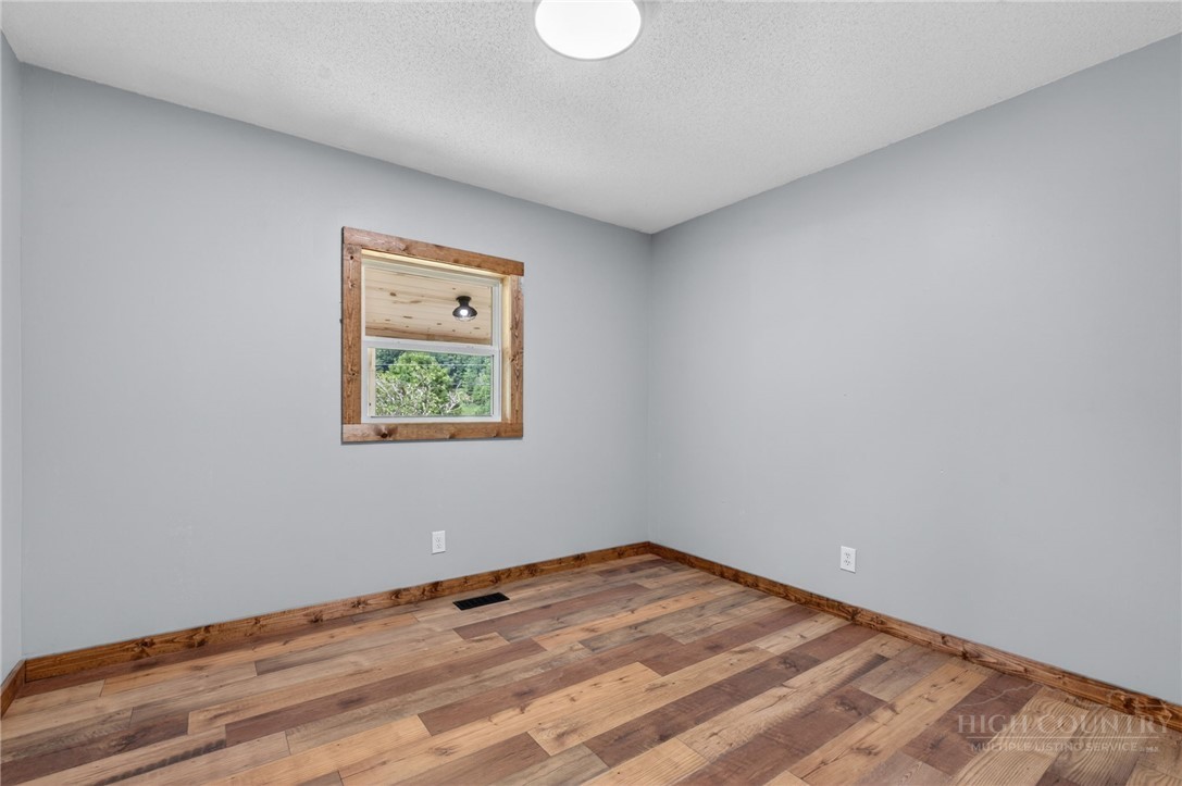 1925 Nettle Knob Road West Jefferson, NC 28694 - Photo 23 of 34