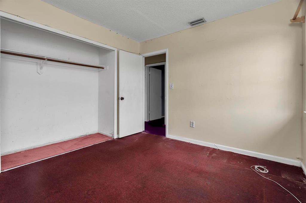 602 Southwest 99th Place Miami, FL 33174 - Photo 31 of 42 a view of an empty room