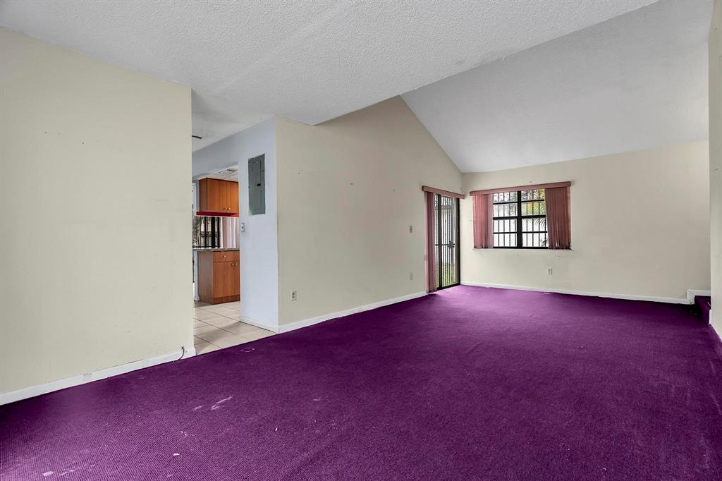 602 Southwest 99th Place Miami, FL 33174 - Photo 10 of 42