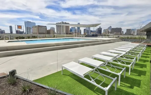 $2,699 | 800 Embassy Drive, Unit 328, Austin, TX 78702