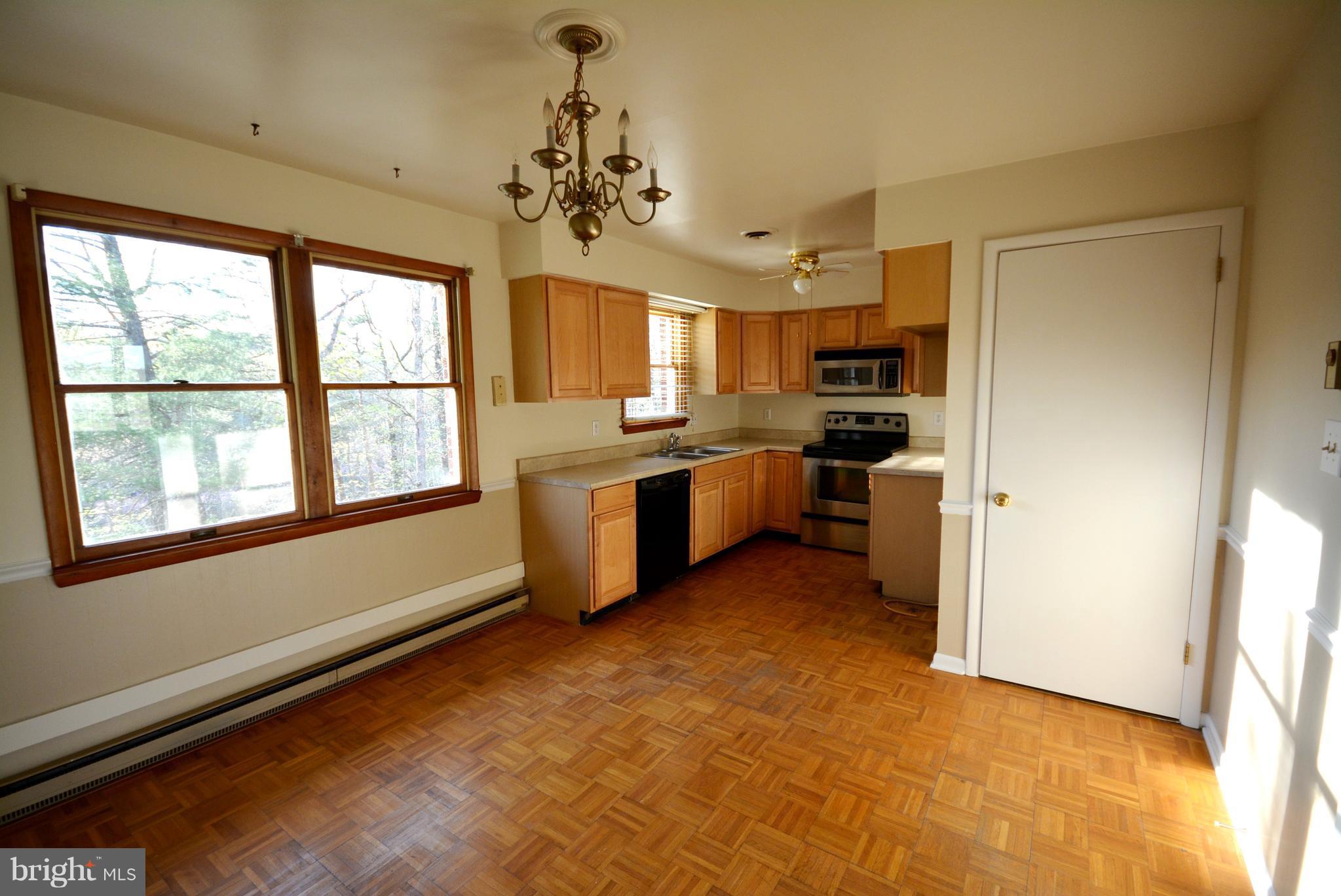 373 Laing Road Front Royal, VA 22630 - Photo 10 of 30 Kitchen