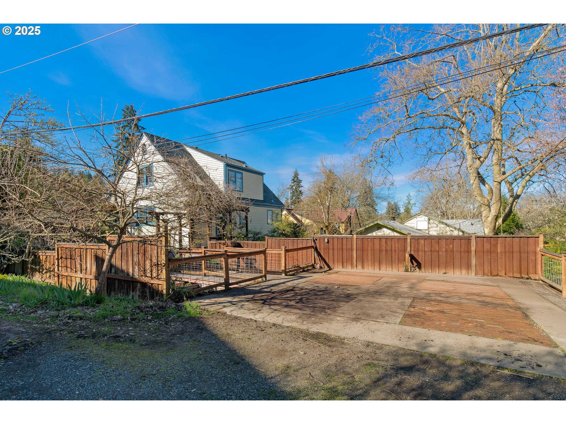 2033 East 19th Avenue Eugene, OR 97403 - Photo 42 of 45 a view of outdoor space yard and deck
