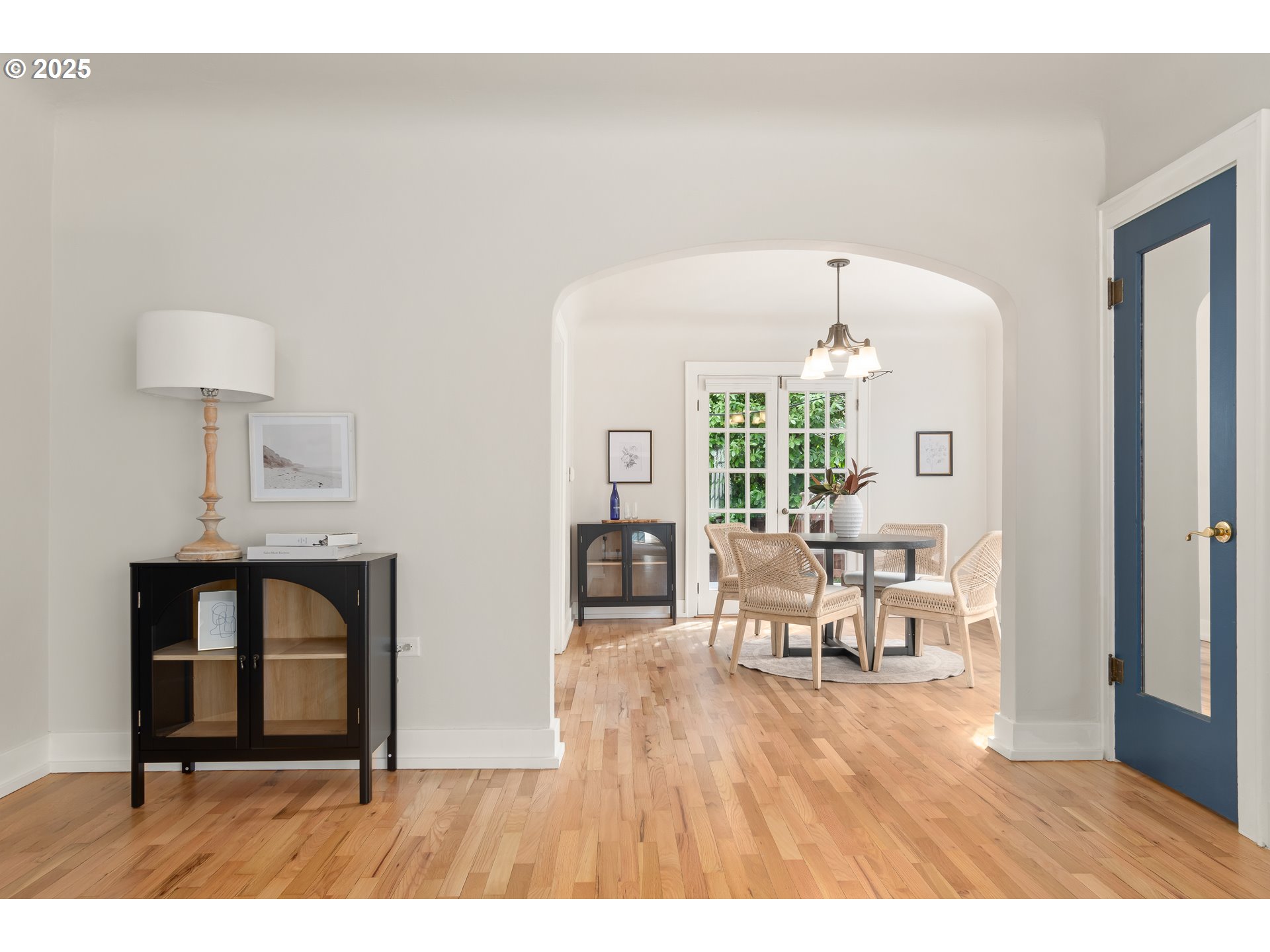 2033 East 19th Avenue Eugene, OR 97403 - Photo 10 of 45 a living room with furniture and a fireplace